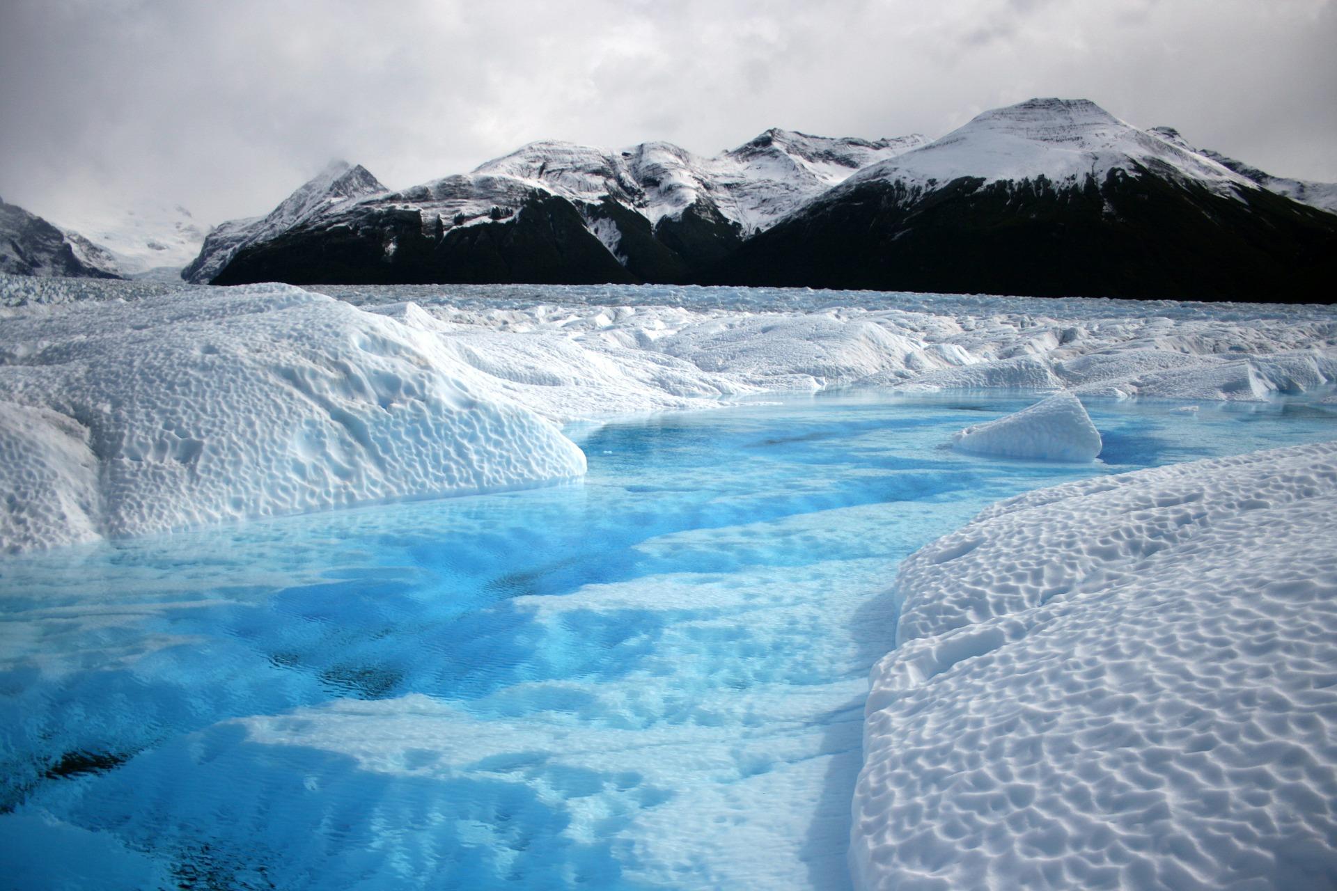 Road Trip in Alaska: Plan Your Next Family Vacation - Glacier in Alaska