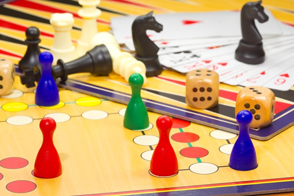 Best Travel Games for Your Next Family Vacation