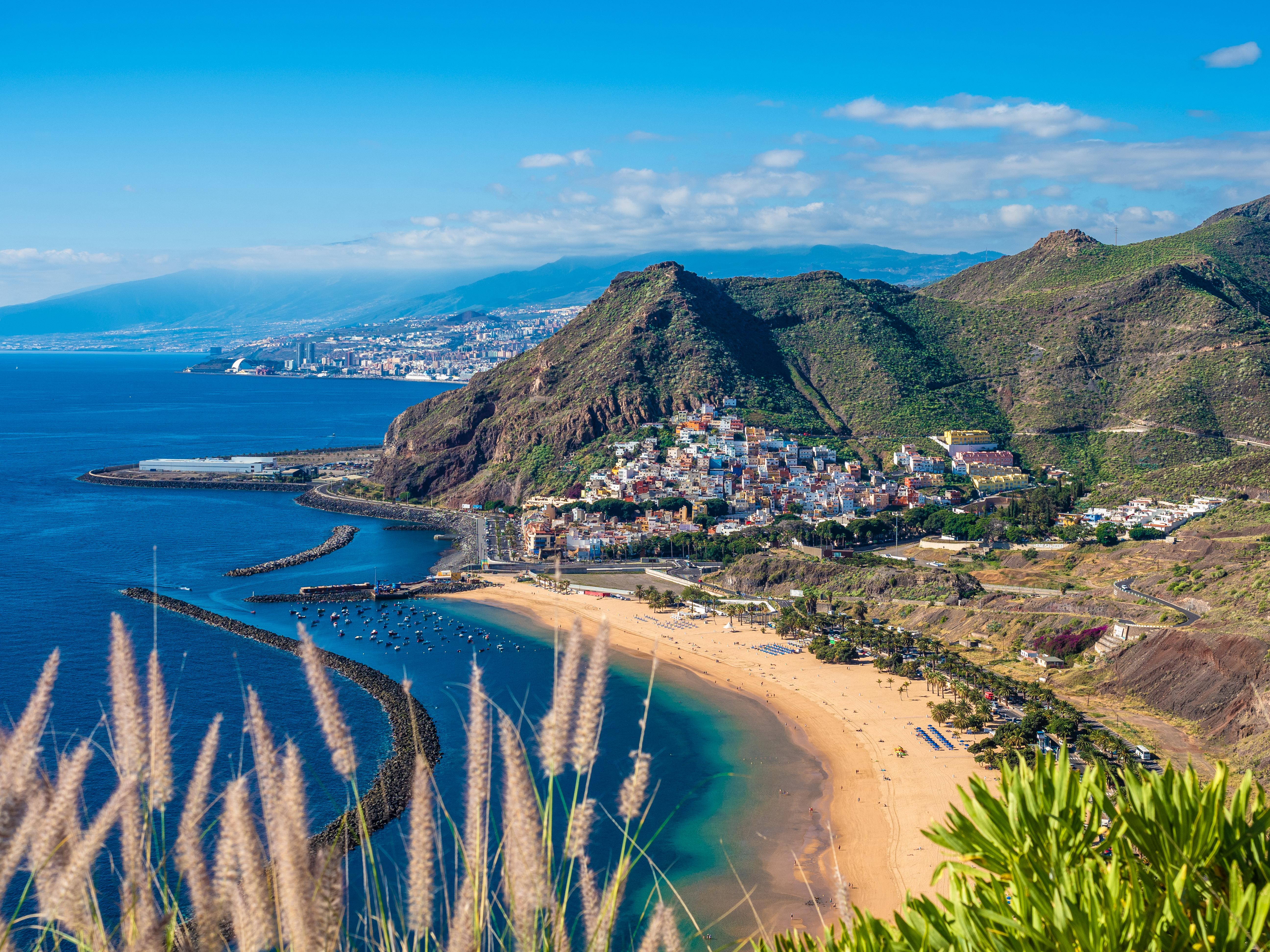 Exotic Destinations for a Spring Family Vacation - Canary Isalnds