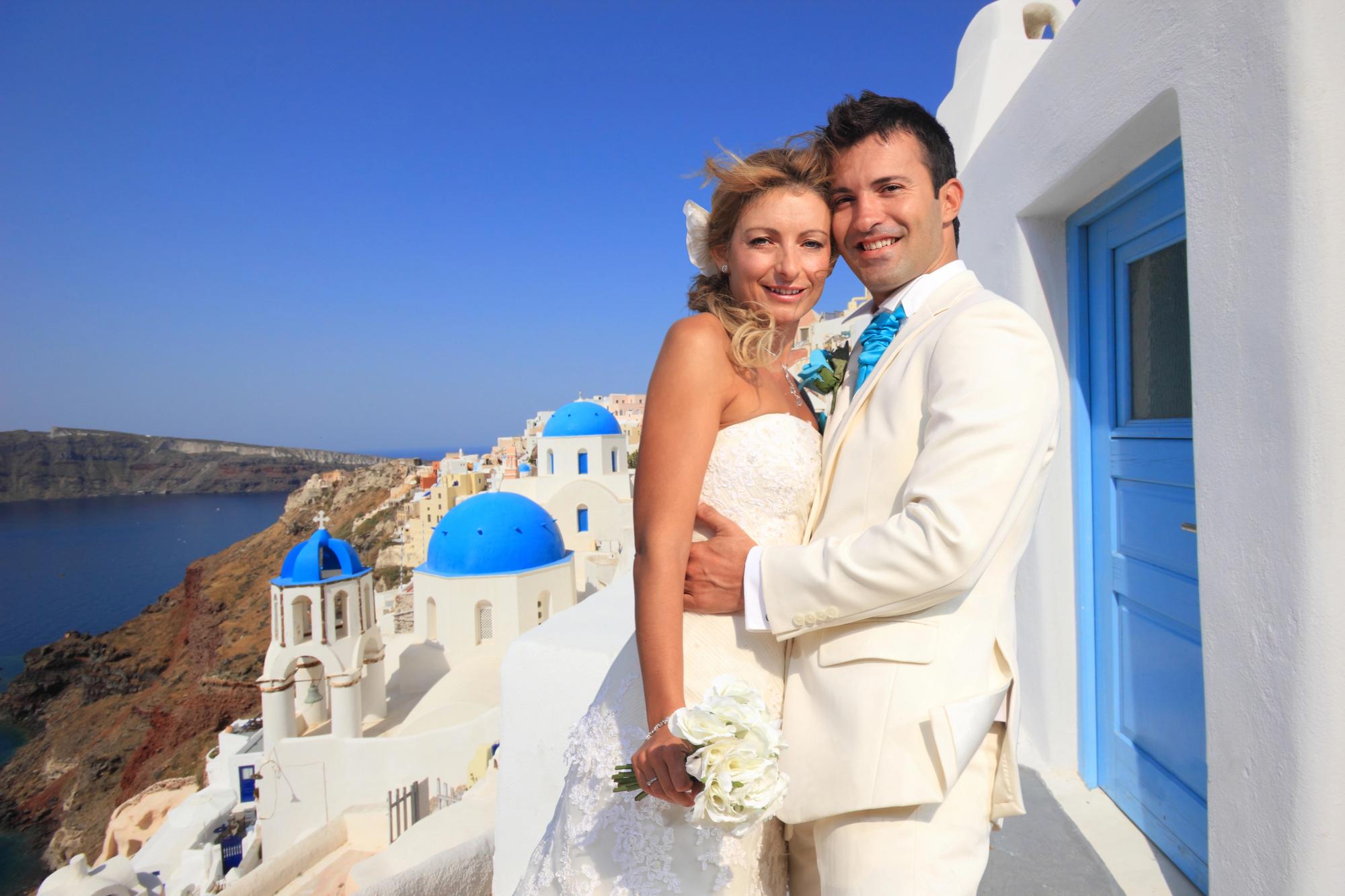 Best Destination Wedding Locations in Europe: Romantic Places to Say "I Do" - Santorini Destination Wedding